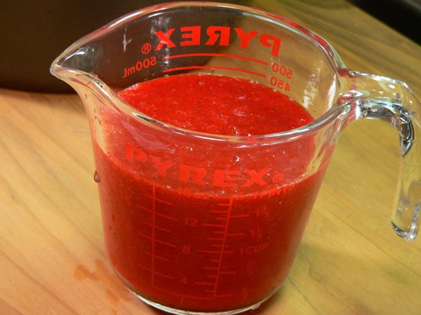 Strawberry Jam, measuring the pulp.