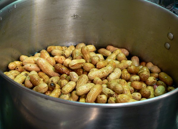 Boiled Peanuts, look, they float.