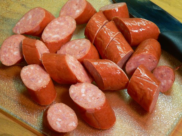 Beaufort Stew, slice the sausage.